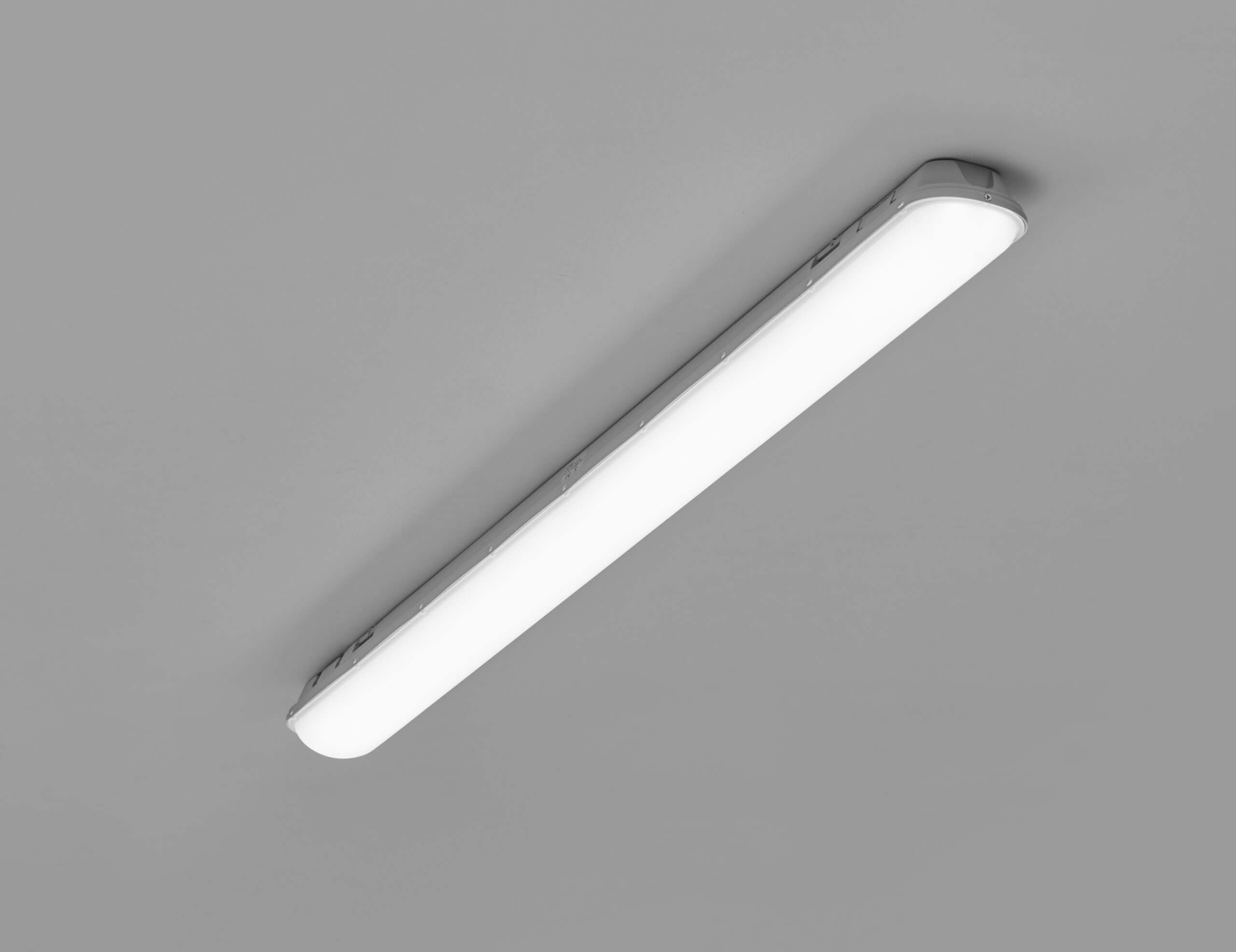 Ryk- og rakaþolið LED ljós sem hentar fullkomlega í útiskýlið, í sumarbústaðinn, í bílskúrinn og á fleiri staði sem þarf að lýsa upp