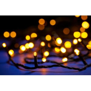 Falleg jólasería með 200 hvítum LED ljósum